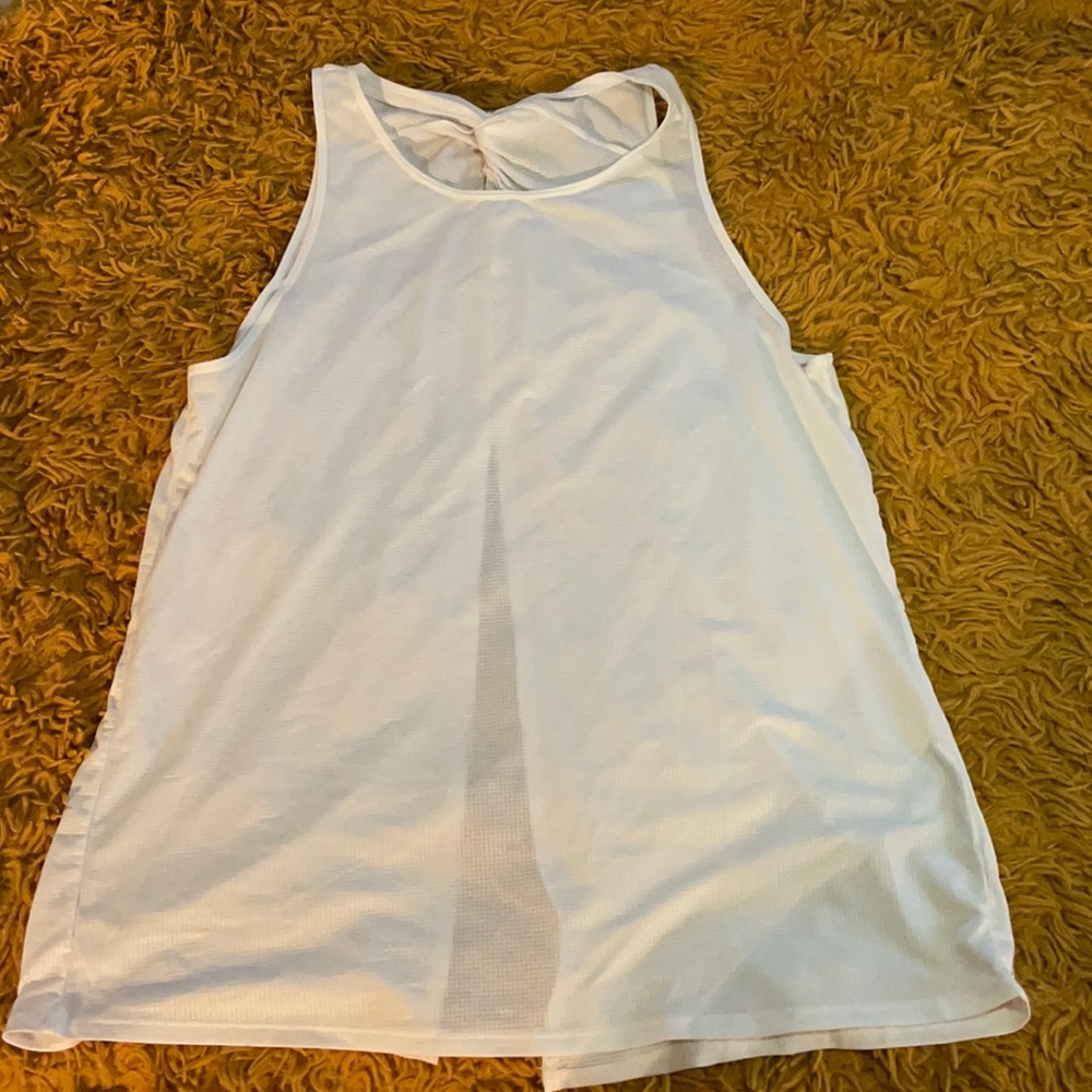Fabletics tie back tank - Picture 4 of 7